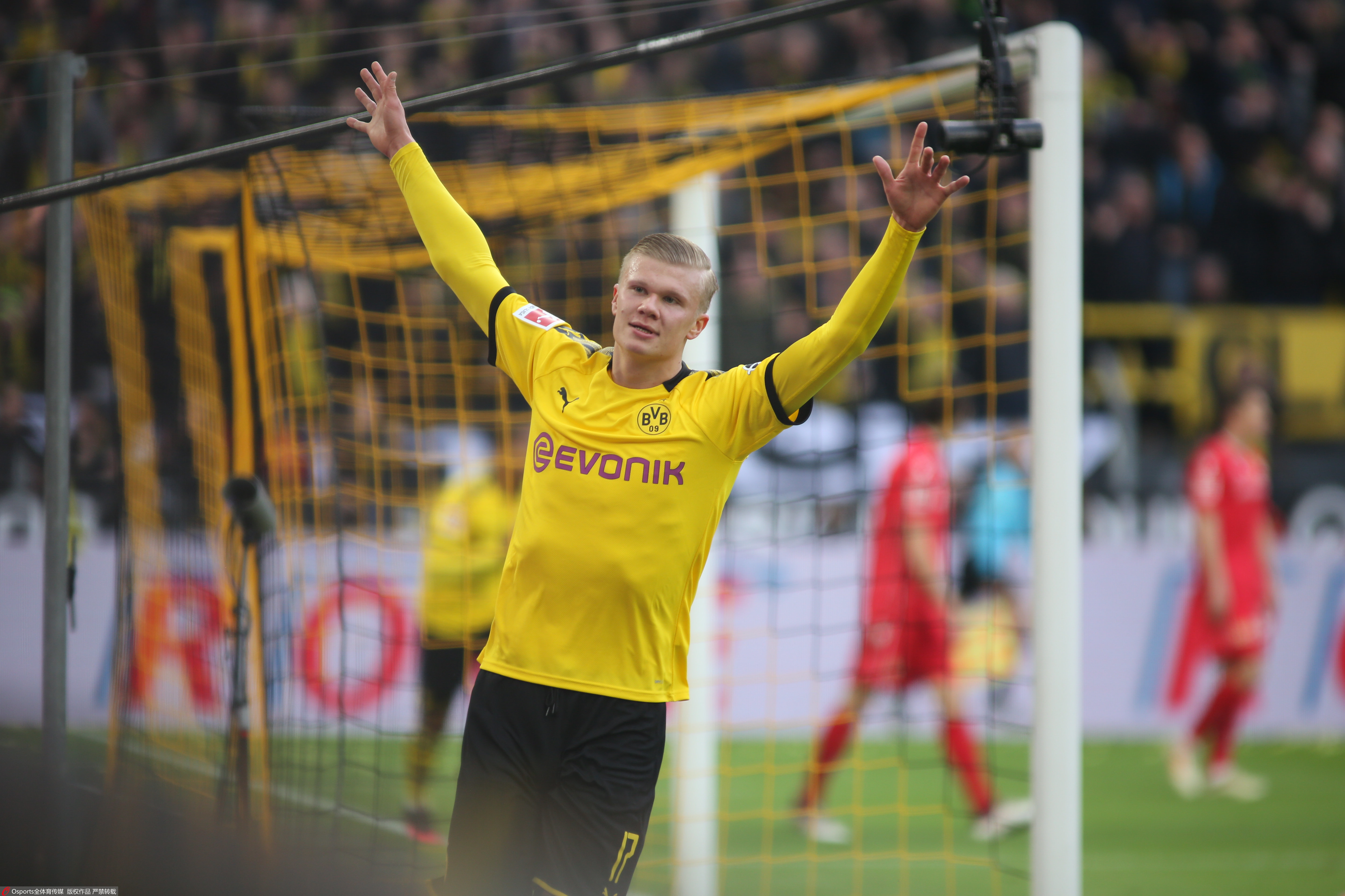 尤文战乌迪内斯大名单：伊尔迪兹领衔，弗拉霍维奇、佩林缺阵（尤文对乌迪内斯名单公布：伊尔迪兹领衔，弗拉霍维奇、佩林缺席）