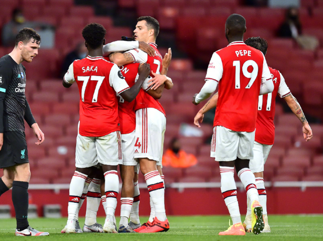 前英超名将佩特雷斯库患神秘疾病暴瘦30公斤尝试中药治疗（英超昔日名将佩特雷斯库罹不明疾病，骤瘦30公斤求助中医治疗）