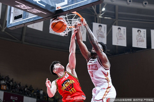 世界杯夺冠概率大解析（世界杯冠军概率深度解读）