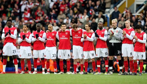 拜仁、巴萨有意，记者：阿斯拉尼想迈出下一步，不会长期留队（拜仁巴萨有意，记者称阿斯拉尼寻求更上层楼，暂无长期留队打算）