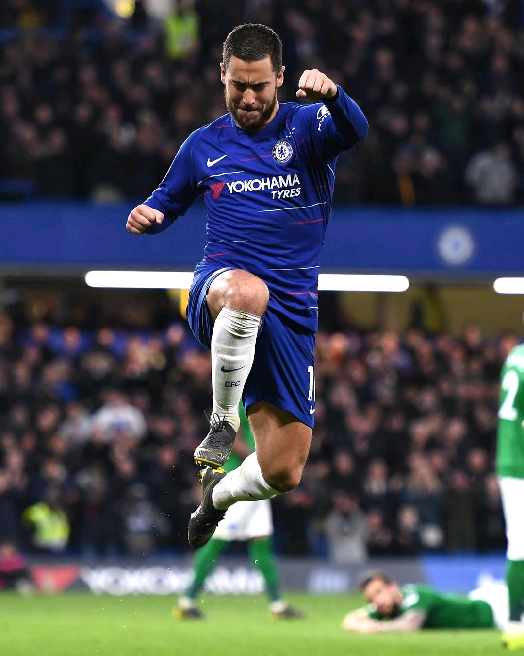 罗体：那不勒斯暂停引进左边锋，搁置了对斯特林和格10的联系（罗体：那不勒斯暂时叫停左边锋引援，已搁置与斯特林、格10的接触）